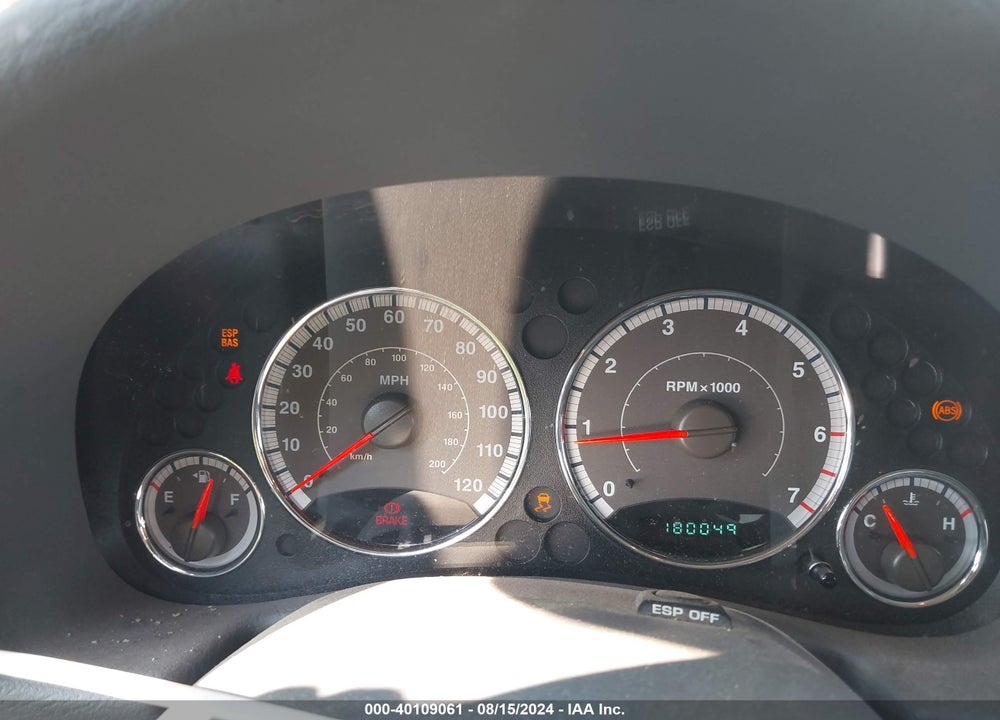 2007 JEEP LIBERTY VIN: 1J4GK58KX7W576546