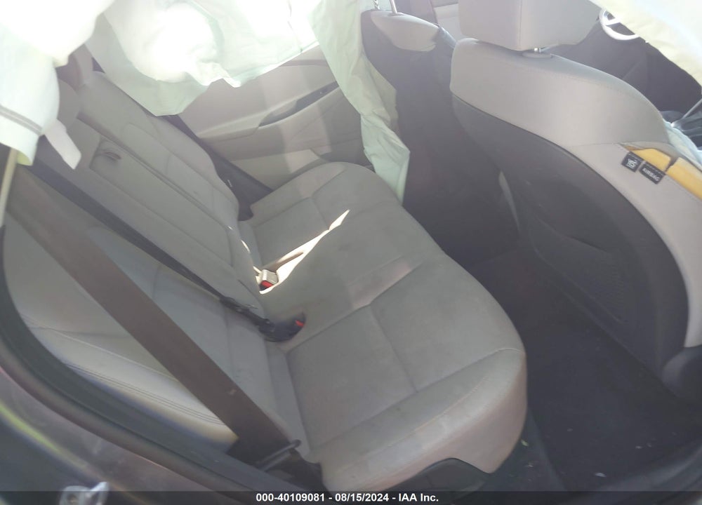 2019 HYUNDAI TUCSON SE VIN: KM8J23A48KU912447