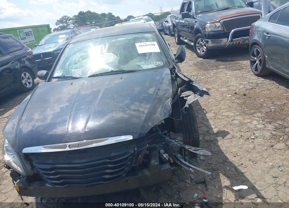 2012 CHRYSLER 200 VIN: 1C3CCBHG0CN261125