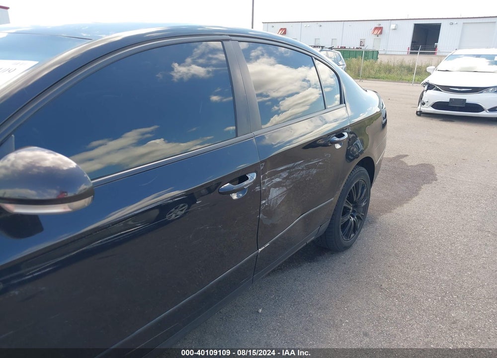 2008 VOLKSWAGEN PASSAT LUX VIN: WVWEK73C98P121997