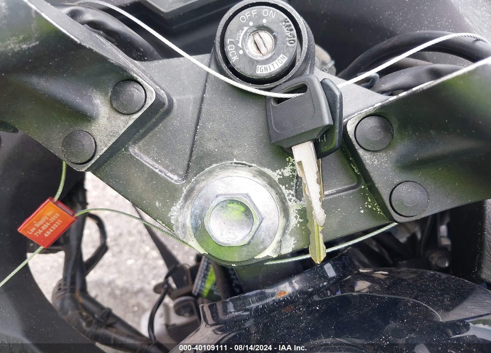 2014 KAWASAKI EX300 B VIN: JKAEX8B13EA006523
