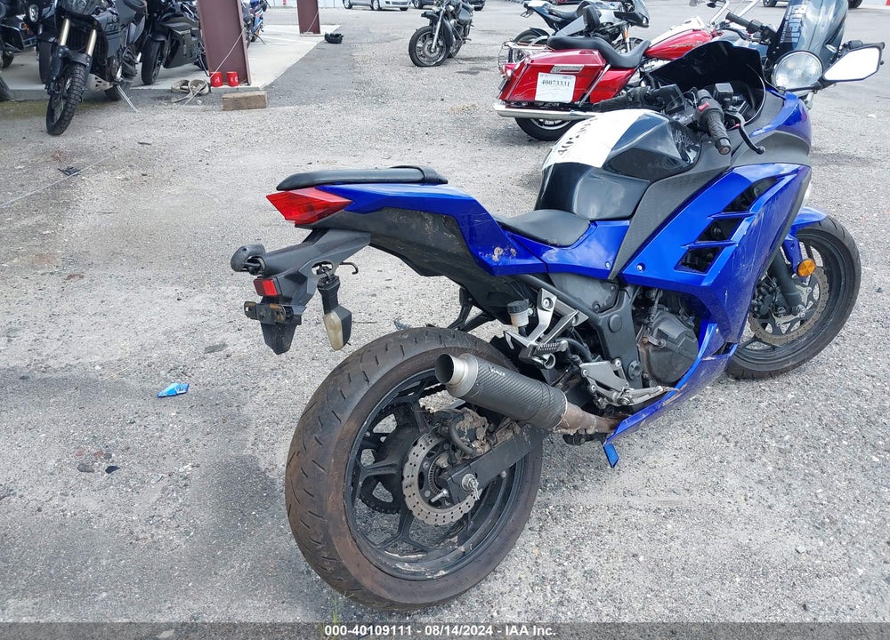 2014 KAWASAKI EX300 B VIN: JKAEX8B13EA006523