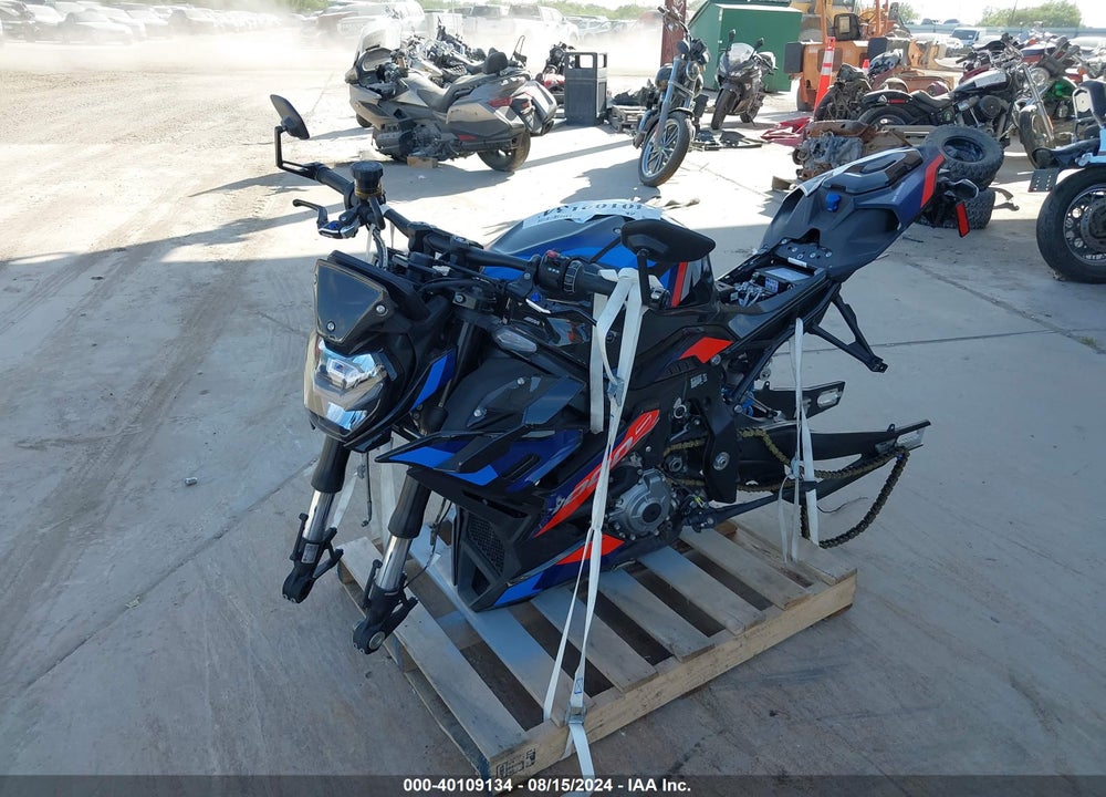 2023 BMW M 1000 R VIN: WB10E8307P6G84449