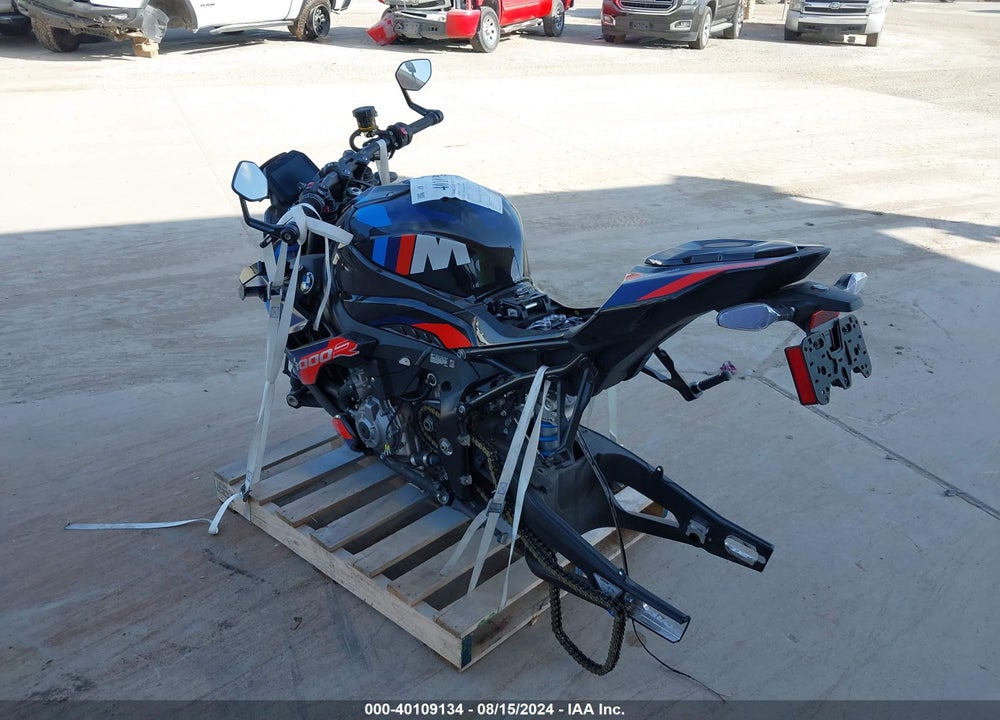 2023 BMW M 1000 R VIN: WB10E8307P6G84449