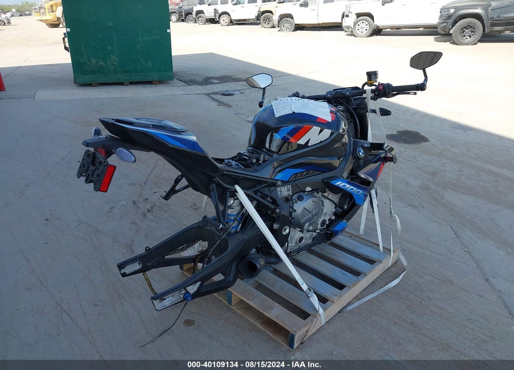 2023 BMW M 1000 R VIN: WB10E8307P6G84449