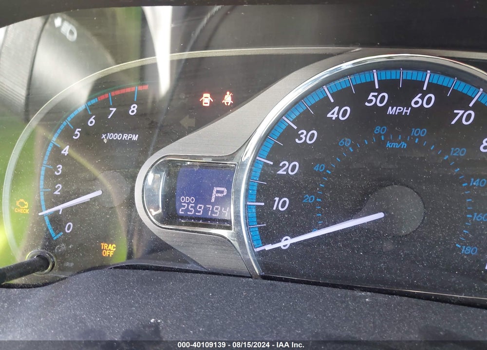 2014 TOYOTA SIENNA XLE V6 8 PASSENGER VIN: 5TDYK3DC4ES421257