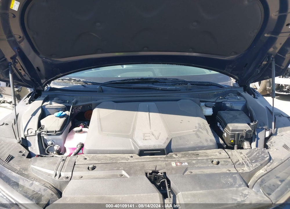 2024 KIA EV6 LIGHT LONG RANGE VIN: KNDC34LA5R5172122