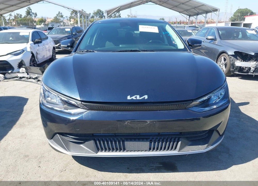 2024 KIA EV6 LIGHT LONG RANGE VIN: KNDC34LA5R5172122