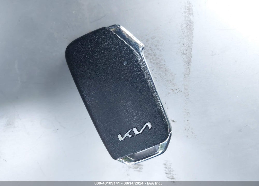 2024 KIA EV6 LIGHT LONG RANGE VIN: KNDC34LA5R5172122