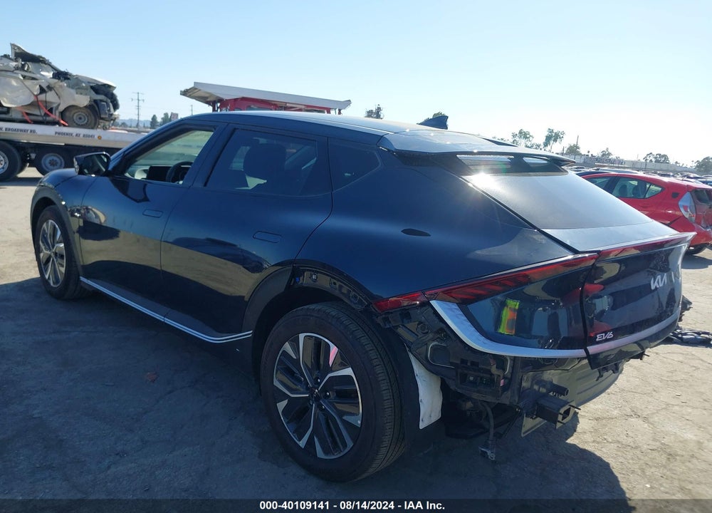 2024 KIA EV6 LIGHT LONG RANGE VIN: KNDC34LA5R5172122