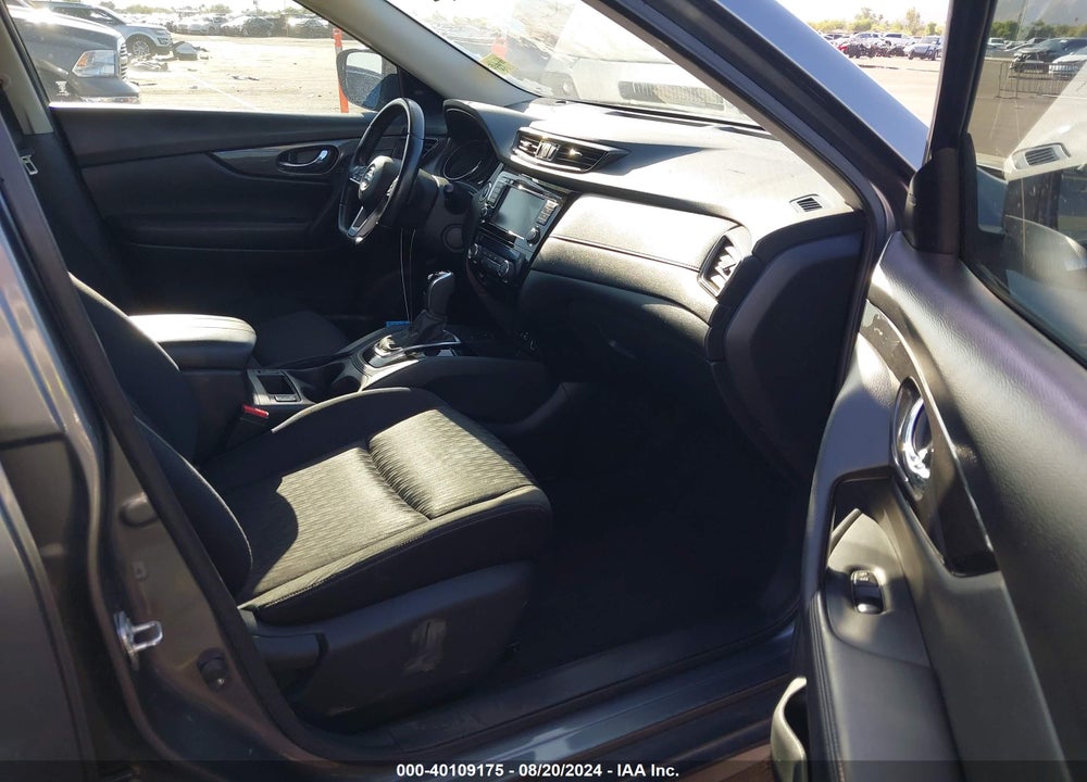 2020 NISSAN ROGUE SV FWD VIN: JN8AT2MT5LW040592