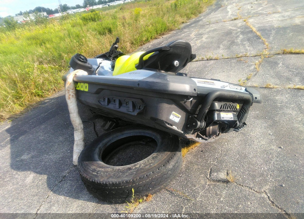 2021 SEADOO --- VIN: 00000YDV51911B121