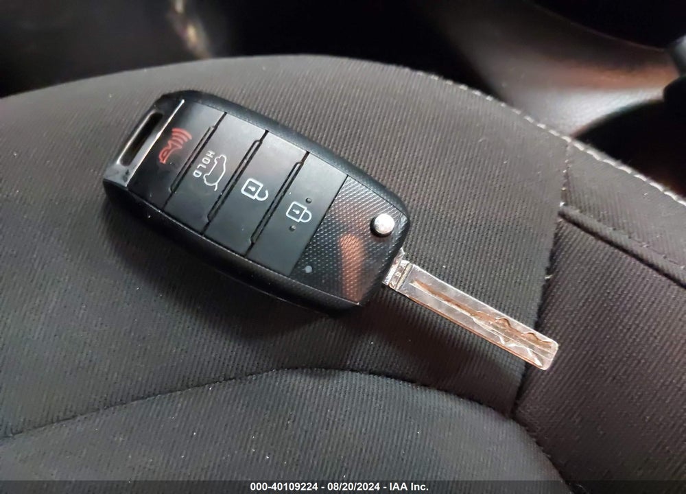 2019 KIA SOUL VIN: KNDJN2A23K7654079