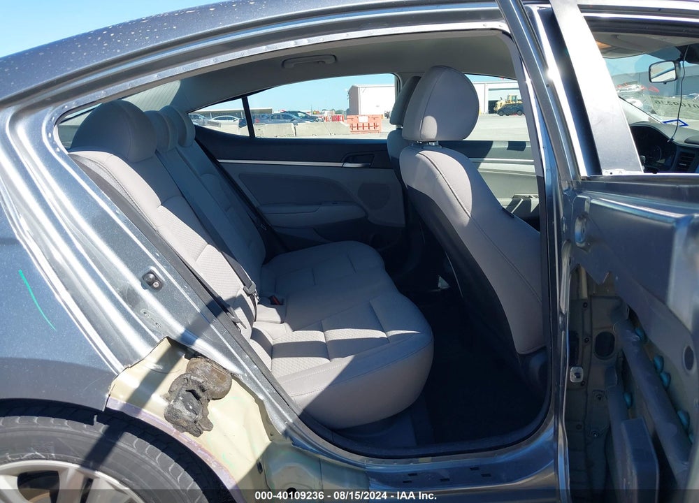 2019 HYUNDAI ELANTRA SEL VIN: KMHD84LF5KU743147