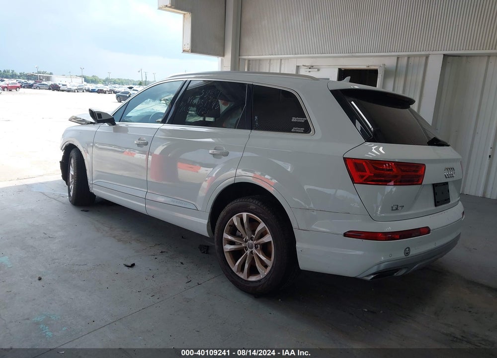 2017 AUDI Q7 2.0T PREMIUM VIN: WA1LHAF7XHD051648