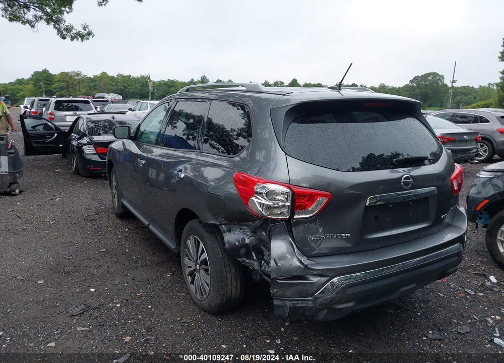 2018 NISSAN PATHFINDER S VIN: 5N1DR2MM9JC665054