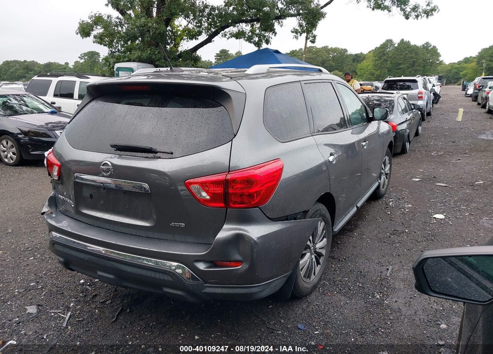 2018 NISSAN PATHFINDER S VIN: 5N1DR2MM9JC665054