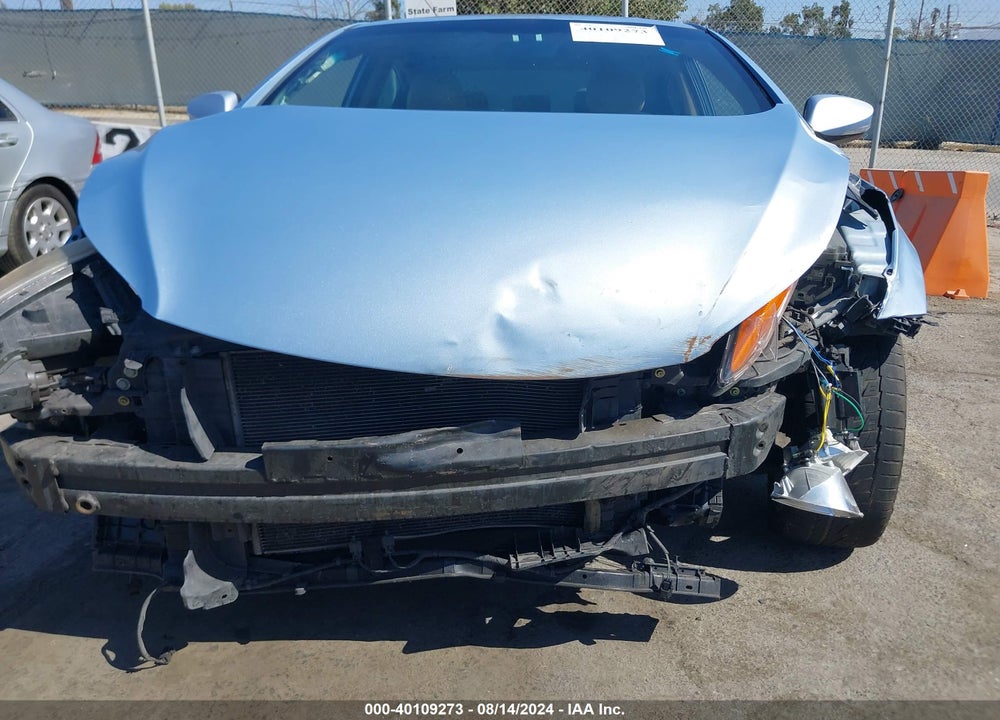 2013 HYUNDAI ELANTRA LIMITED VIN: KMHDH4AE7DU676306