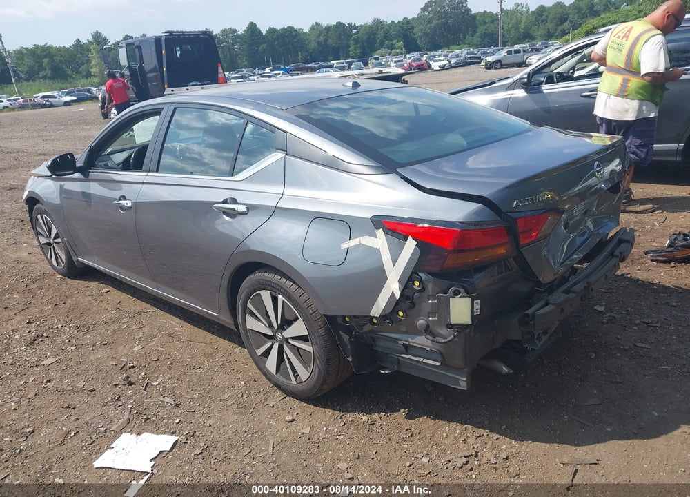 2022 NISSAN ALTIMA SV FWD VIN: 1N4BL4DV2NN414197
