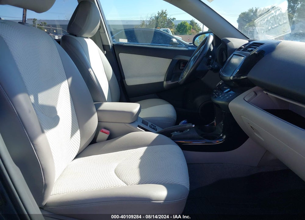 2013 TOYOTA RAV4 EV VIN: 2T3YL4DVXDW001665