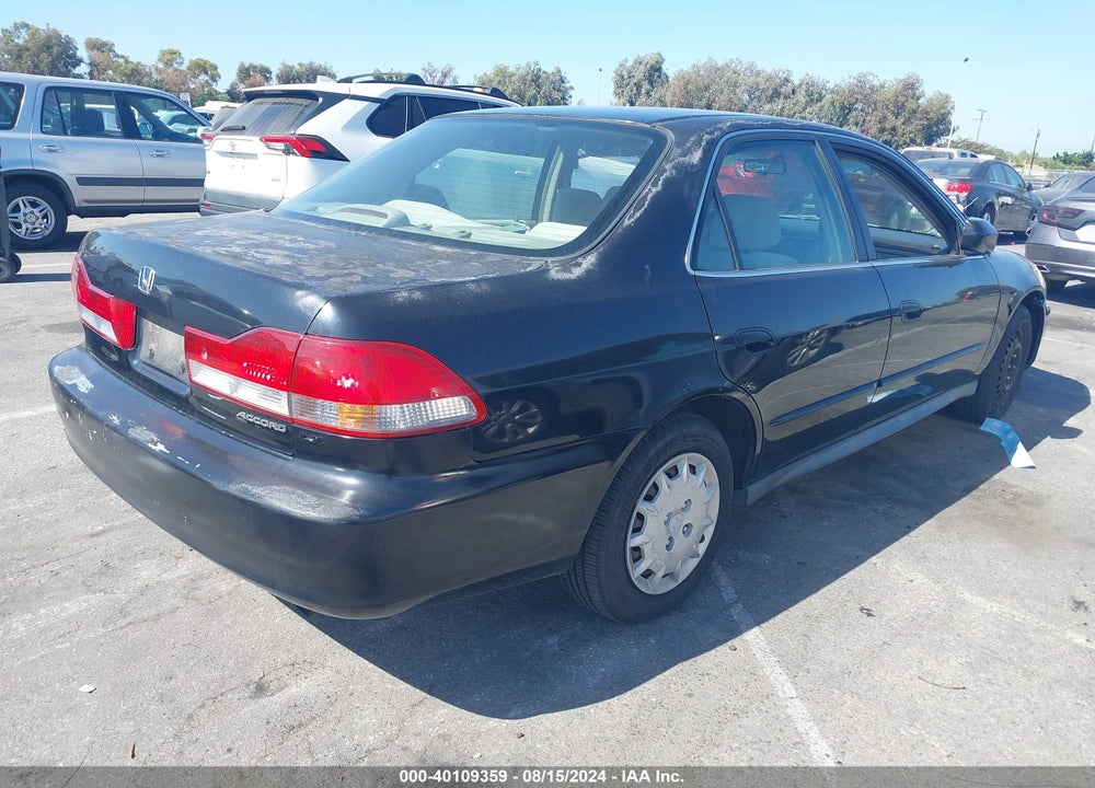 2001 HONDA ACCORD 2.3 LX VIN: JHMCG66561C014918