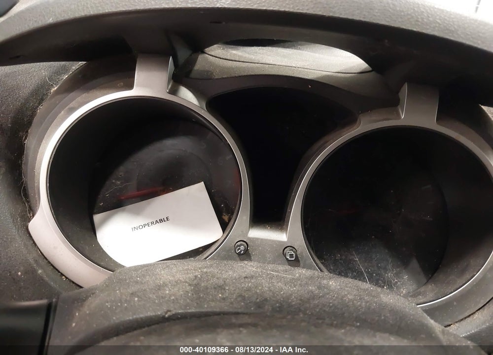 2011 NISSAN JUKE SV VIN: JN8AF5MV2BT018883