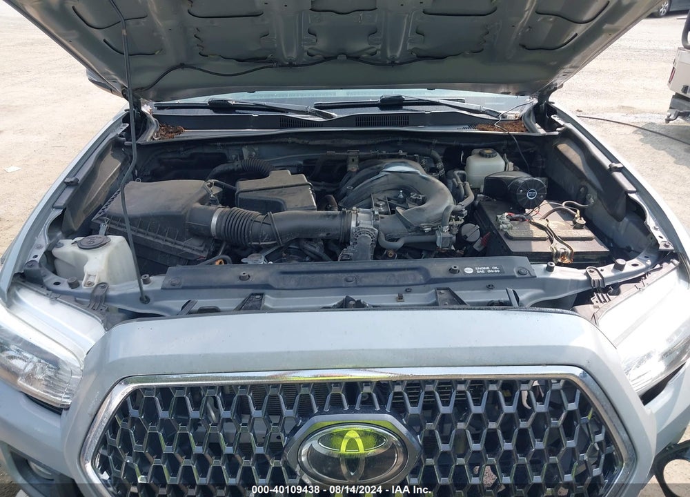 2018 TOYOTA TACOMA TRD OFF ROAD VIN: 5TFCZ5AN5JX135560