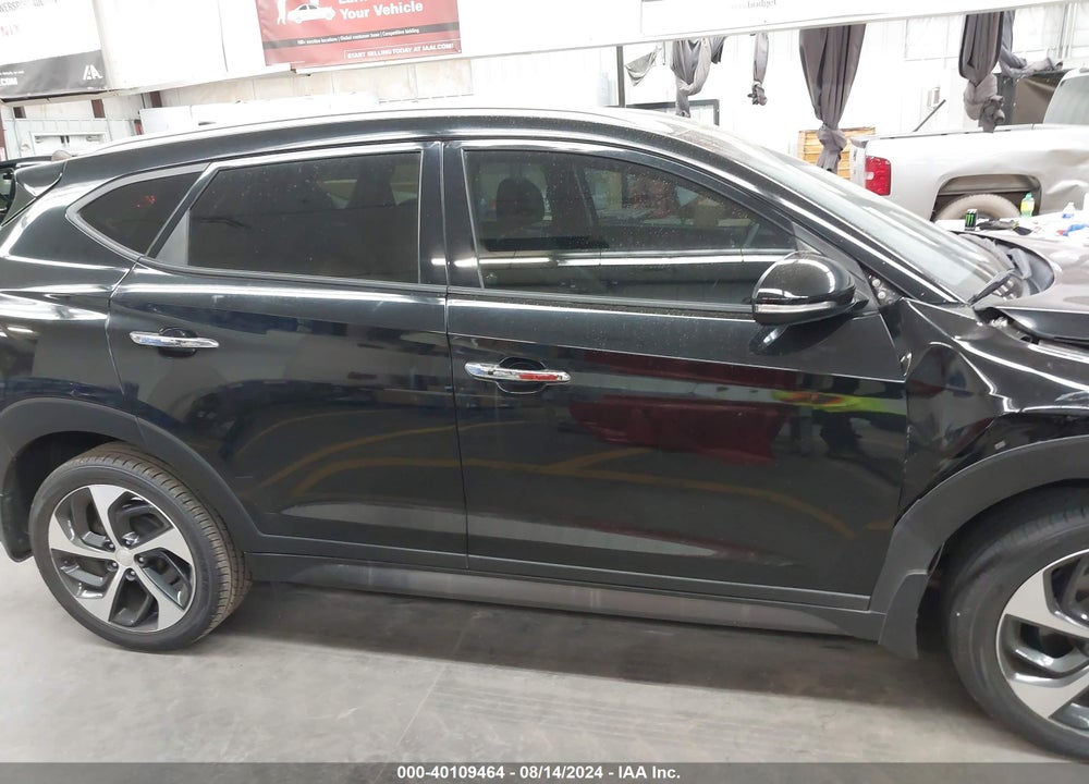 2016 HYUNDAI TUCSON LIMITED VIN: KM8J33A28GU247696