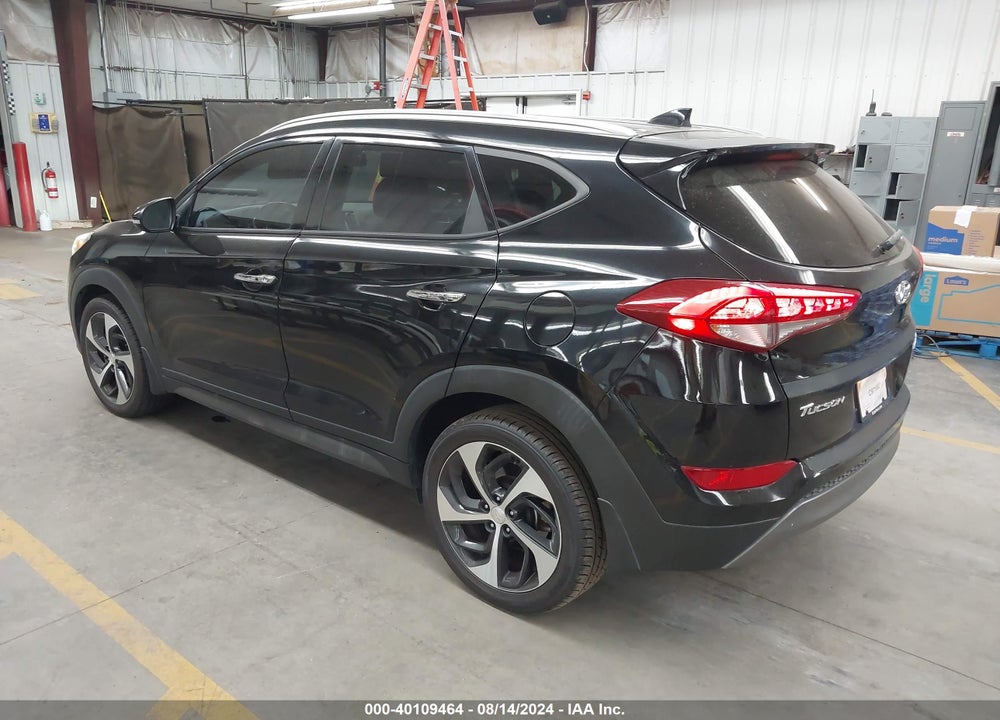2016 HYUNDAI TUCSON LIMITED VIN: KM8J33A28GU247696