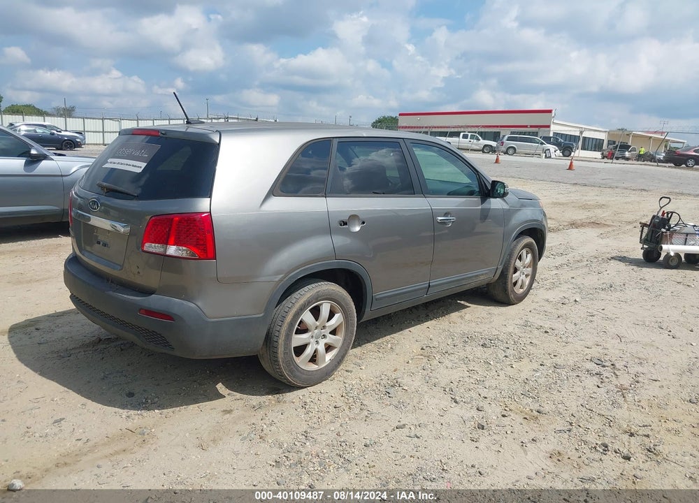 2012 KIA SORENTO LX VIN: 5XYKT3A17CG289031