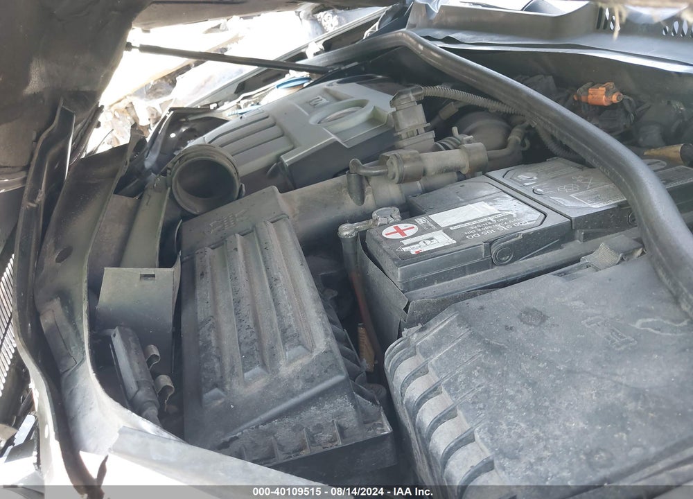 2010 VOLKSWAGEN JETTA TDI VIN: 3VWRL7AJ8AM177602