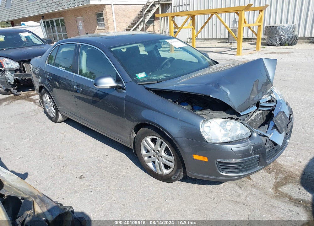 2010 VOLKSWAGEN JETTA TDI VIN: 3VWRL7AJ8AM177602
