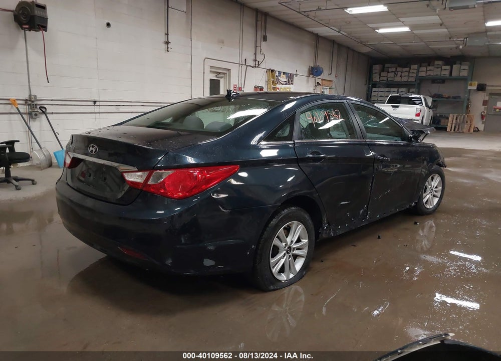 2013 HYUNDAI SONATA GLS VIN: 5NPEB4AC8DH749749