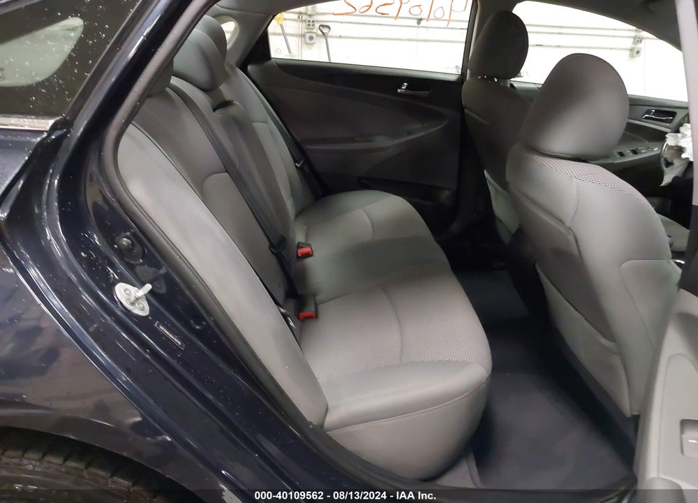 2013 HYUNDAI SONATA GLS VIN: 5NPEB4AC8DH749749