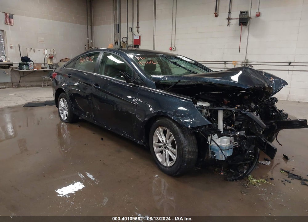 2013 HYUNDAI SONATA GLS VIN: 5NPEB4AC8DH749749