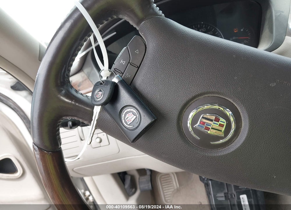 2008 CADILLAC DTS 1SD VIN: 1G6KD57Y68U206159
