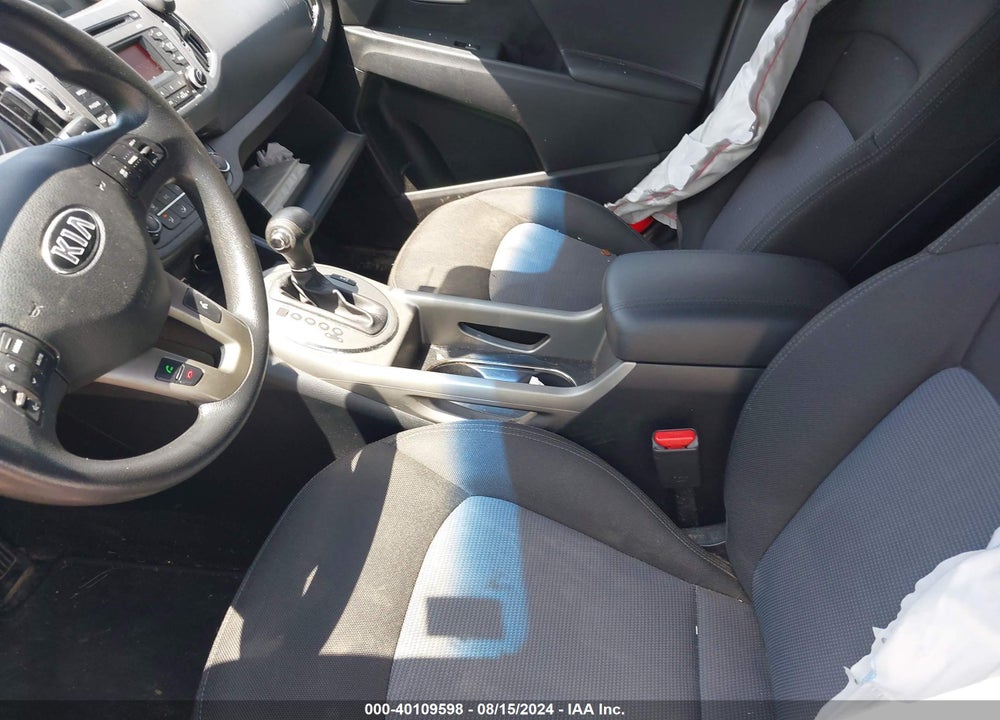2015 KIA SPORTAGE LX VIN: KNDPBCACXF7781483