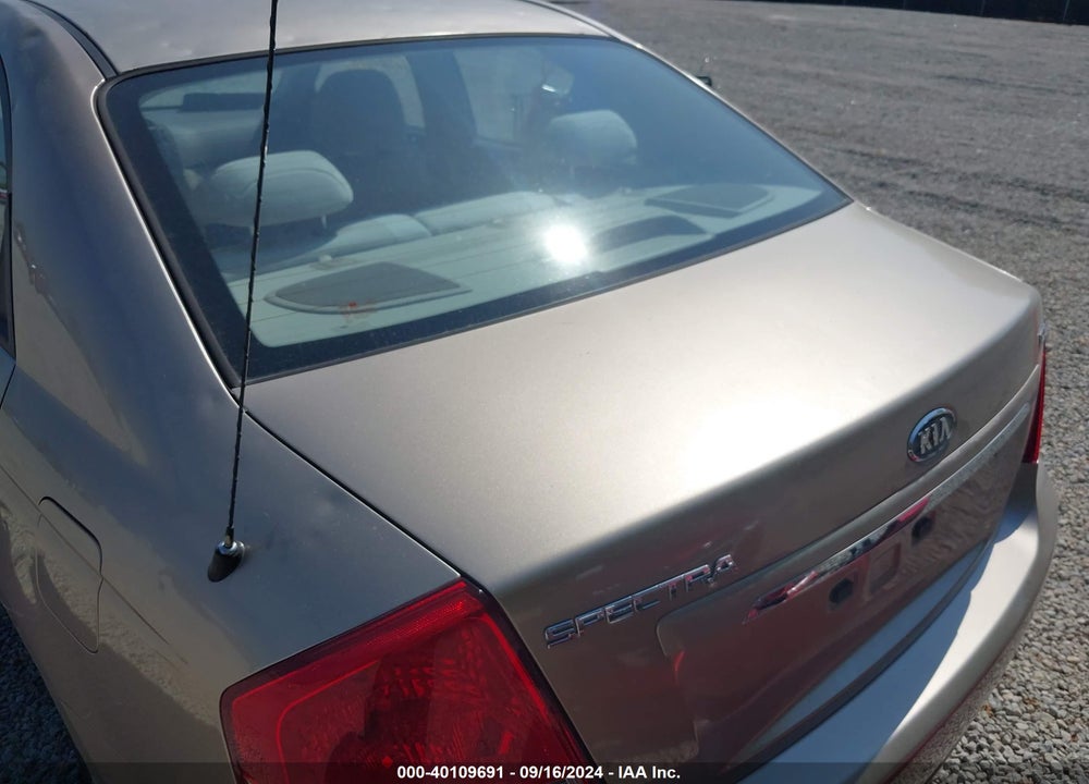 2007 KIA SPECTRA EX VIN: KNAFE121075454007