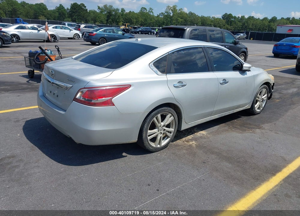 2013 NISSAN ALTIMA VIN: 1N4BL3AP9DC235634