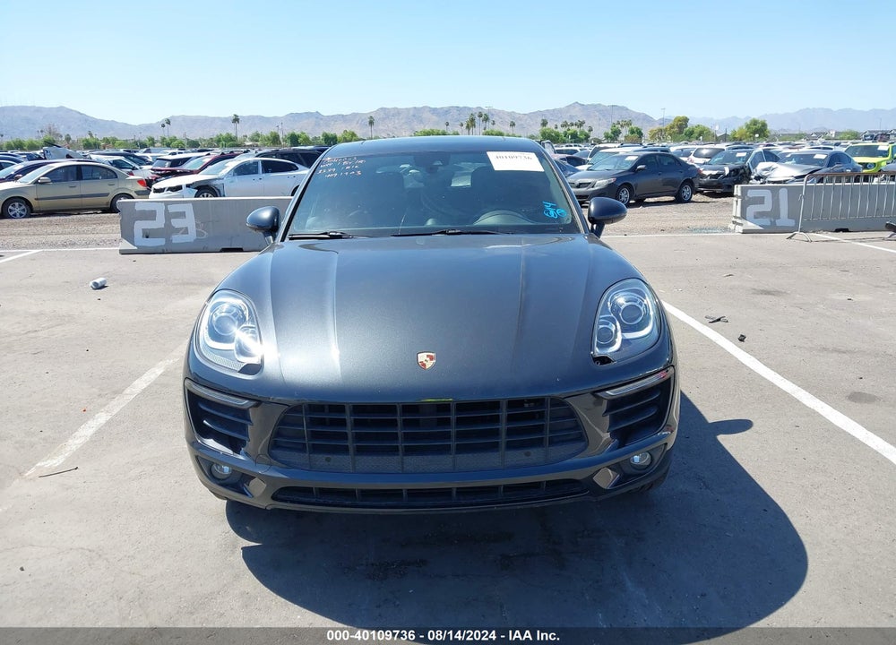 2017 PORSCHE MACAN VIN: WP1AA2A58HLB83339