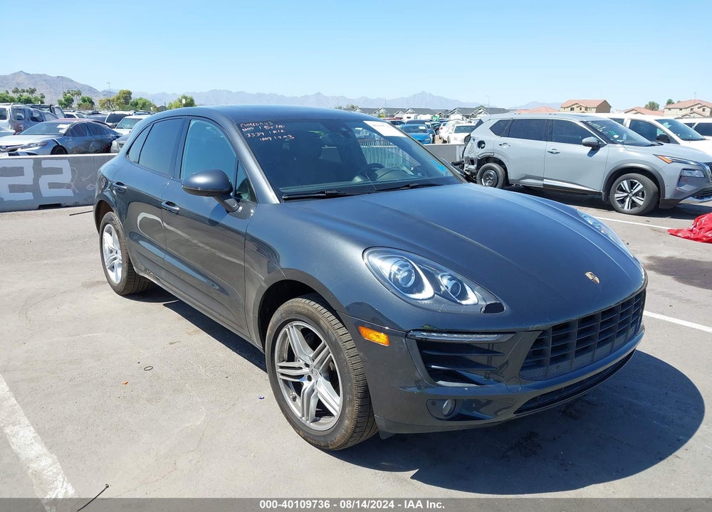 2017 PORSCHE MACAN VIN: WP1AA2A58HLB83339