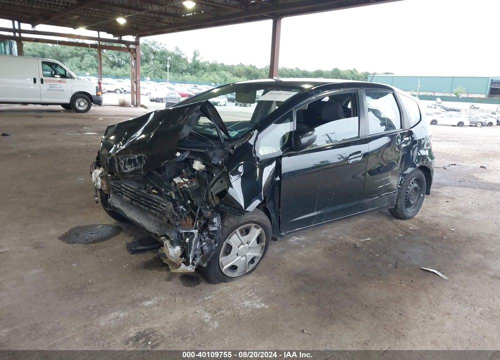 2013 HONDA FIT VIN: JHMGE8H3XDC031062