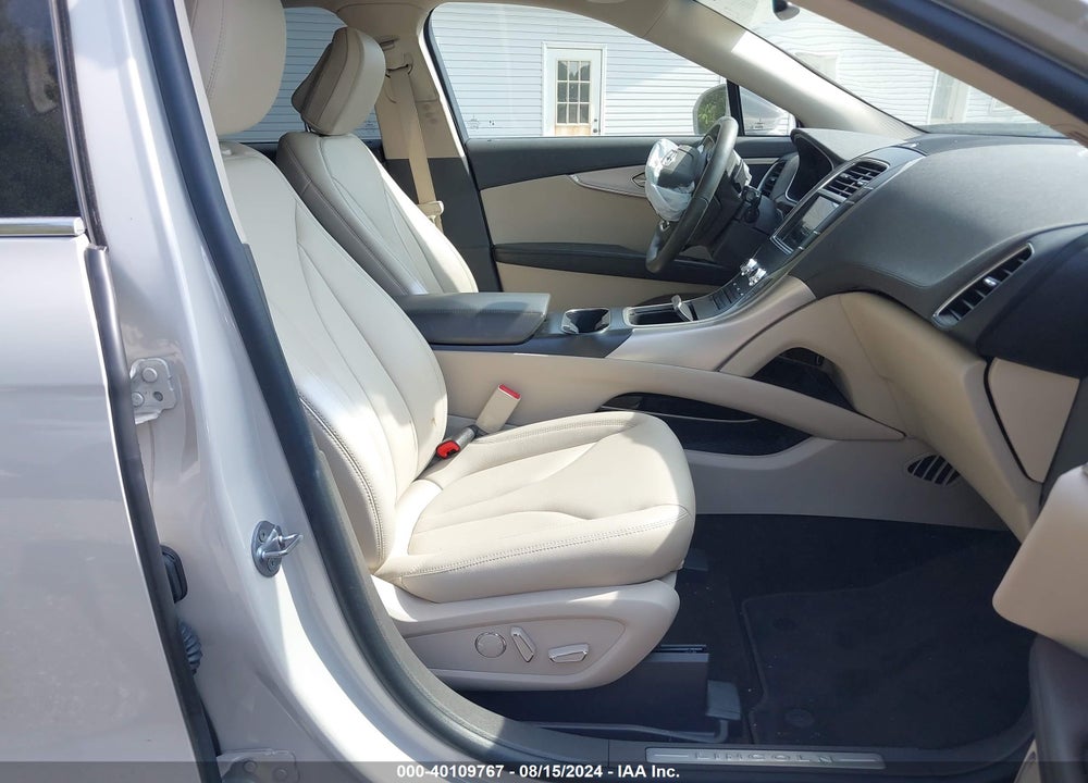 2020 LINCOLN NAUTILUS STANDARD VIN: 2LMPJ6J9XLBL02796