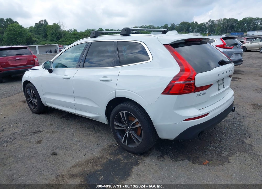 2018 VOLVO XC60 T6 MOMENTUM VIN: YV4A22RK3J1031962