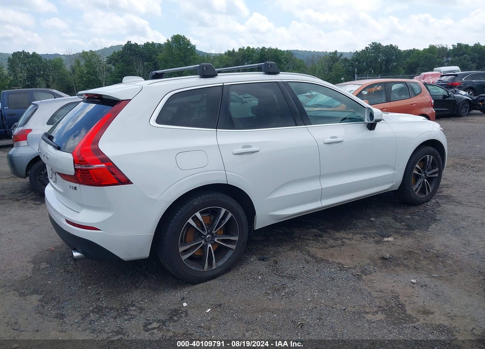 2018 VOLVO XC60 T6 MOMENTUM VIN: YV4A22RK3J1031962