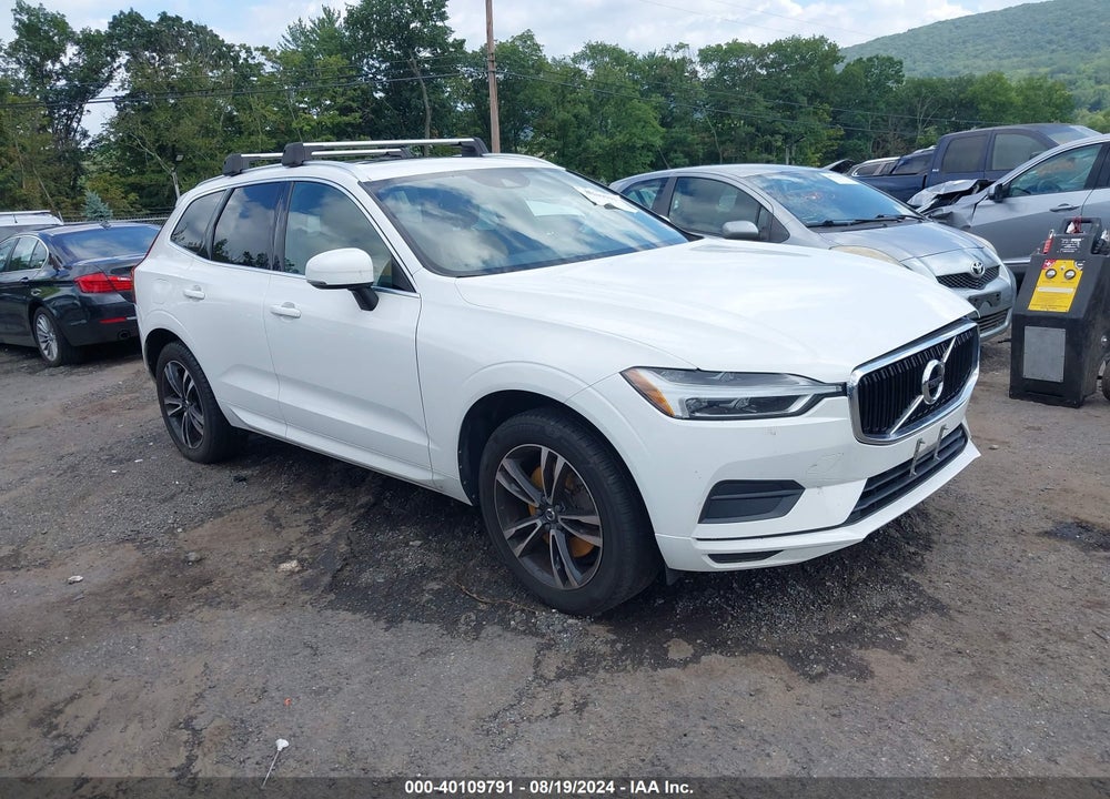 2018 VOLVO XC60 T6 MOMENTUM VIN: YV4A22RK3J1031962