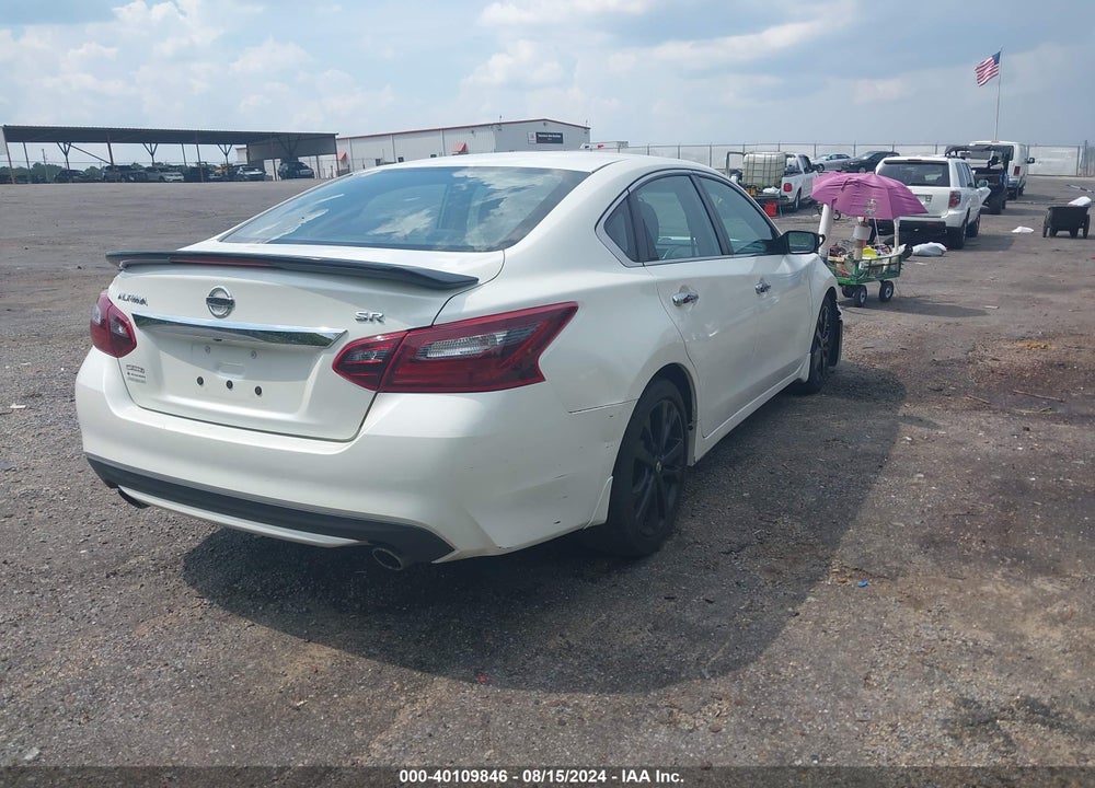 2017 NISSAN ALTIMA VIN: 1N4AL3AP4HC225319