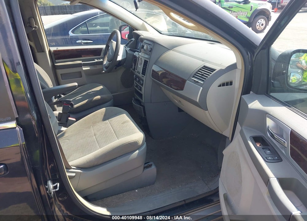 2009 CHRYSLER TOWN & COUNTRY TOURING VIN: 2A8HR54179R678667