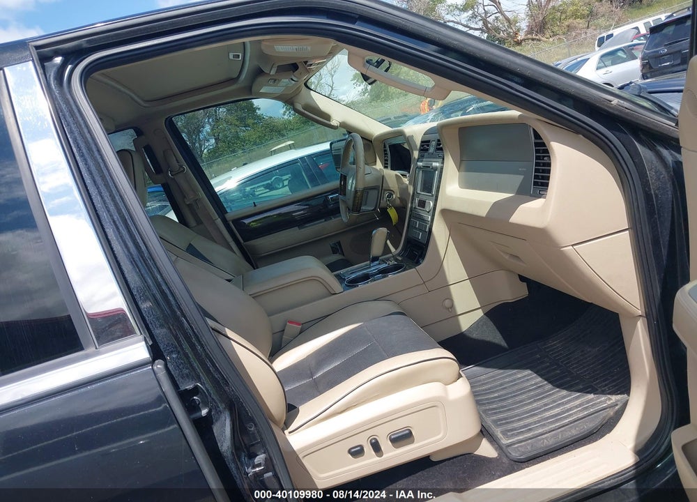2010 LINCOLN NAVIGATOR L VIN: 5LMJJ3J5XAEJ10855