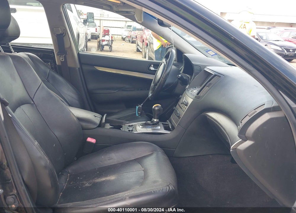 2015 INFINITI Q40 VIN: JN1CV6ARXFM521990